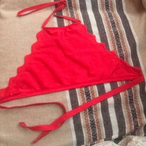 1960’s stretchy scalloped halter top